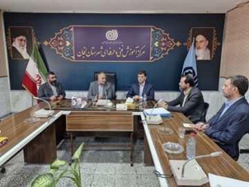 بازدید مدیر کل آموزش فنی و حرفه ای استان اصفهان از مراکز شهرستان زرین شهر