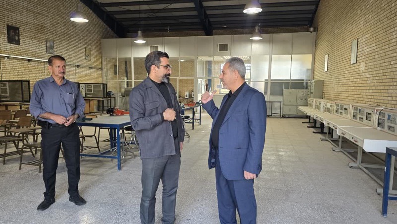 بازدید دکتر رحیمی دبیر کمیسیون آموزش مجلس از مرکز آموزش فنی و حرفه ای غدیر